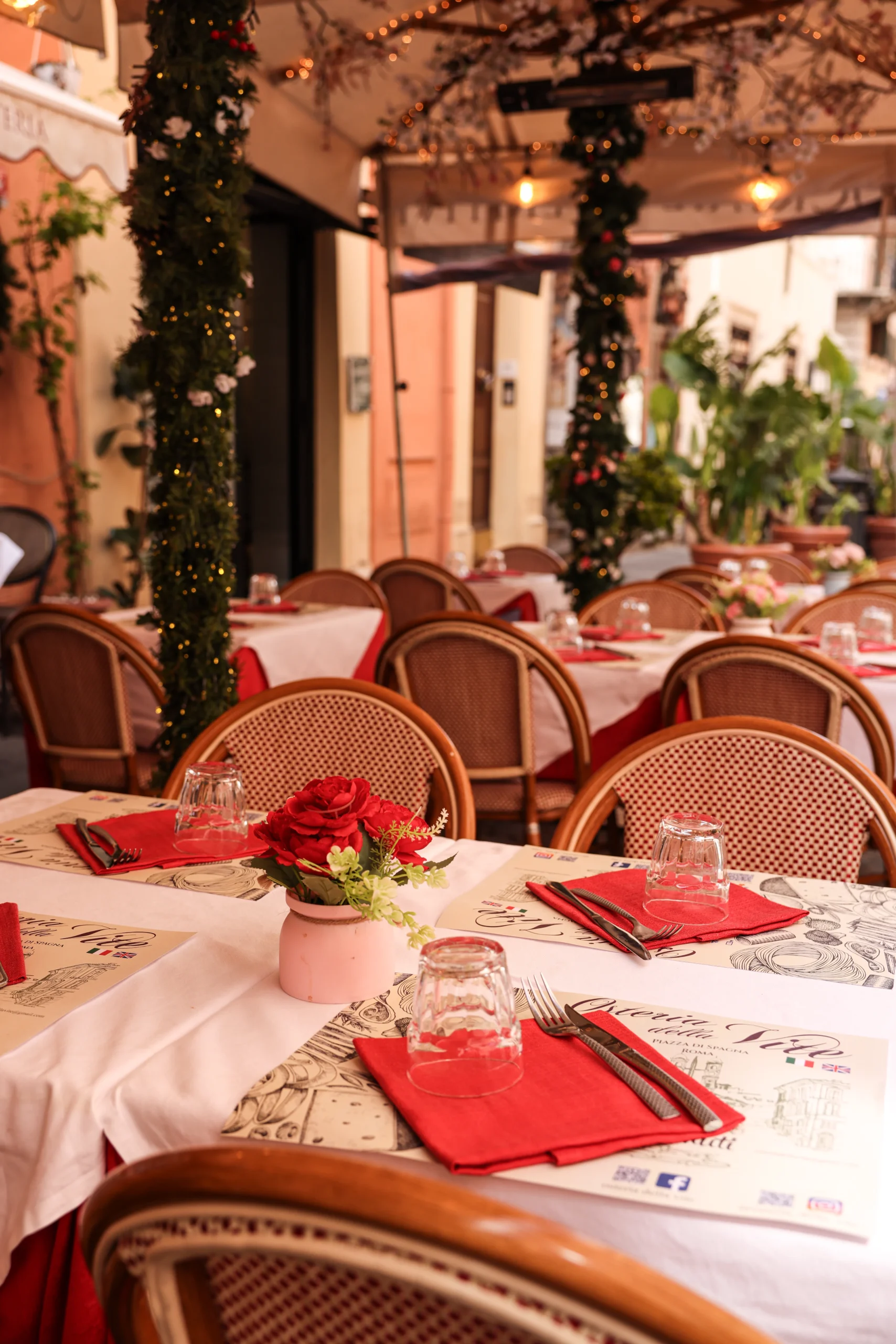 tavolo-apparecchiato-terrazza-osteria-della-vite